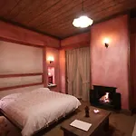Hotel apartamentowy House 3*
