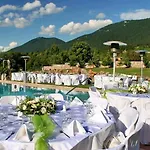 Hotel apartamentowy House 3*
