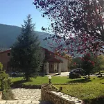Hotel apartamentowy House 3*