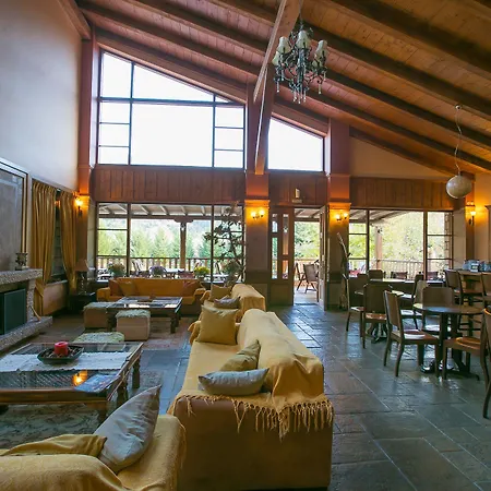 Aparthotel House Vytina