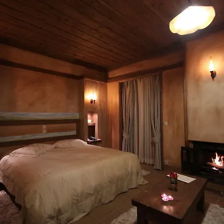 House Aparthotel 3*