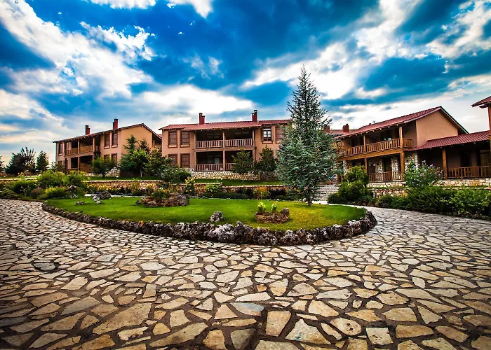 Apartmanhotel House 3*
